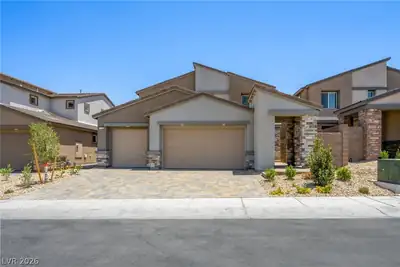 1518 Capri Cascades Court, Henderson