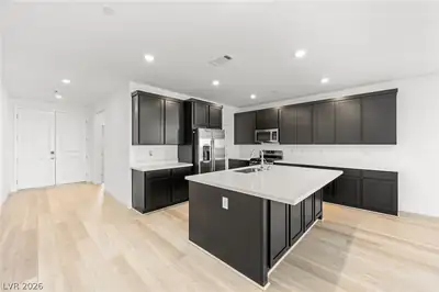 1506 Capri Cascades Court, Henderson, NV 89011 Kitchen