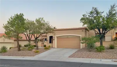 10731 Mission Lakes Avenue, Las Vegas, NV 89134 Front of Structure