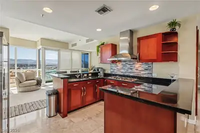 4525 Dean Martin Drive 2012 Kitchen