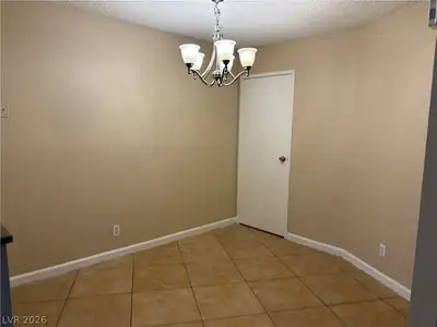 2080 Karen Avenue 17 Dining Area