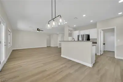 2847 Forest Grove Drive Living Room