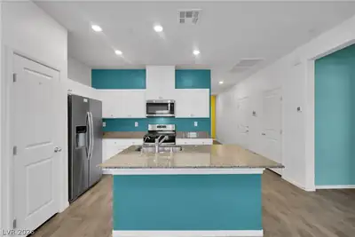 368 Canary Song Drive, Henderson, NV 89011 Kitchen