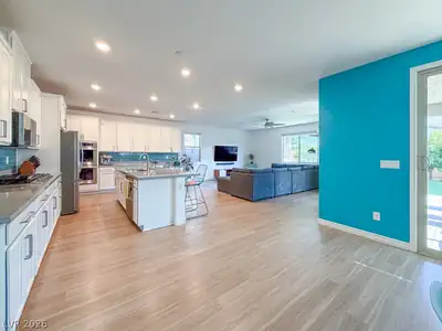 3184 Mossfield Avenue Kitchen