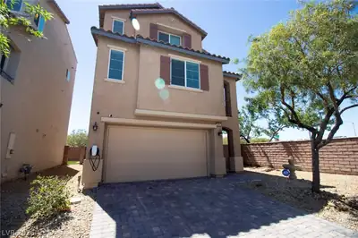 9955 Heritage Desert Street, Las Vegas