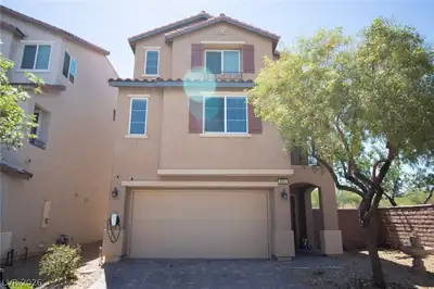 9955 Heritage Desert Street, Las Vegas, NV 89178 Front of Structure