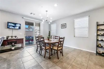 1130 North Water Street Dining Area