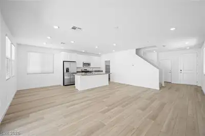 1473 Sora Rail Street, Las Vegas, NV 89138 Kitchen