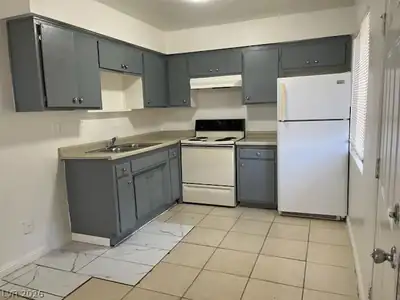 1423 Sombrero Drive 2 Kitchen