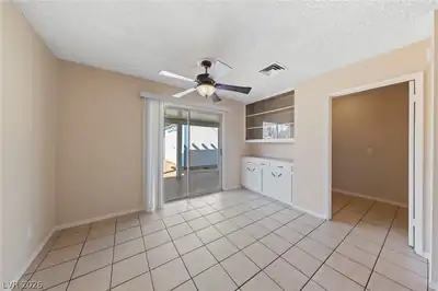 2 Arizona Way Dining Area