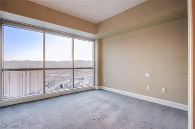 2700 Las Vegas Boulevard 2702 Living Room