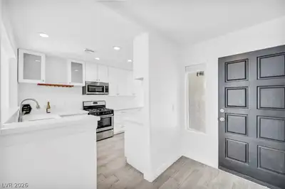 2124 Brighton Shore Street, Las Vegas, NV 89128 
