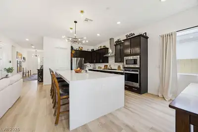 4315 Skylake Court, Las Vegas, NV 89129 Kitchen
