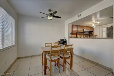 5450 Morris Street 1220 Dining Area