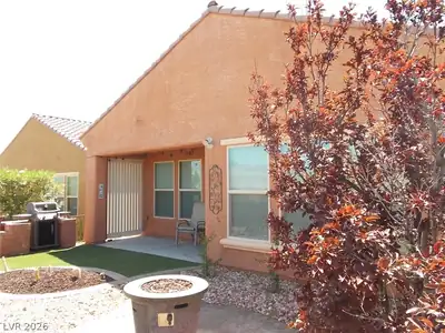790 Country Grove Lane Yard
