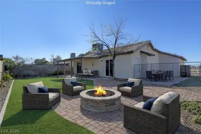 4724 West La Madre Way Patio