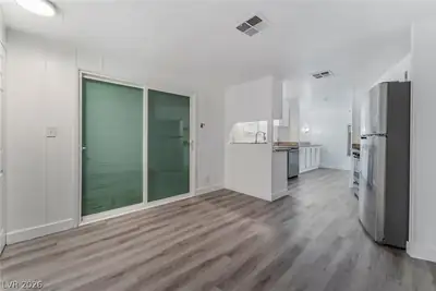 280 Sir Phillip Street Living Room