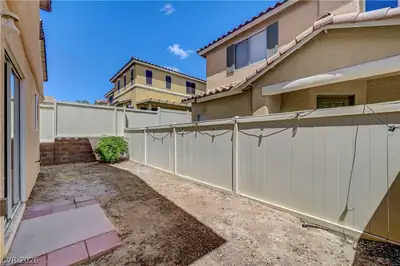 3952 Badgerbrook Street Yard