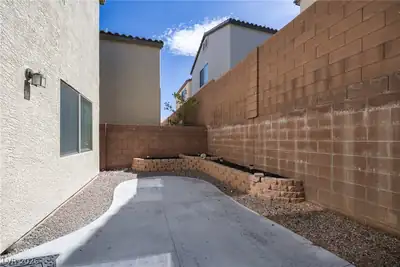 7813 Territorial Street, Las Vegas, NV 89149 Patio