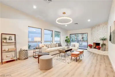 2100 Plaza Del Padre, Las Vegas, NV 89102 Living Room