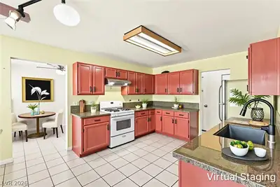 2512 Vista Mar Drive, Las Vegas, NV 89128 Kitchen