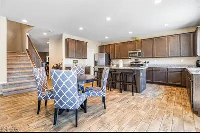 10523 Laurel Mountain Lane Kitchen