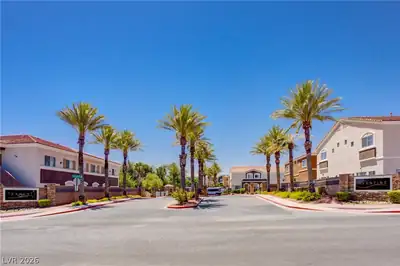 9303 Gilcrease Avenue 2195, Las Vegas