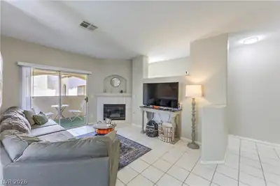 2975 Bluegrass Lane 1423 Living Room