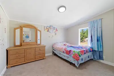 4331 West Retread Road Bedroom