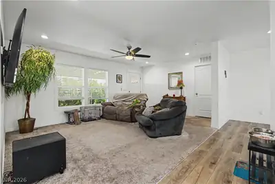 3666 Lost Hills Drive, Las Vegas, NV 89122 Living Room
