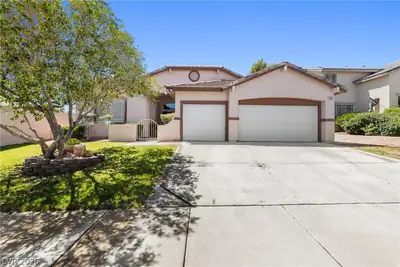 9613 Cherry Canyon Avenue Las Vegas, NV 89129