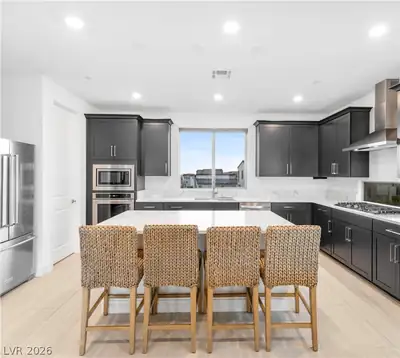 11701 Gentle Birdsong Avenue, Las Vegas, NV 89138 Kitchen