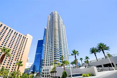 2700 Las Vegas Boulevard 1103 Front of Structure
