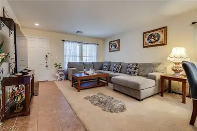 3529 Colby Creek Avenue, North Las Vegas, NV 89081 Living Room