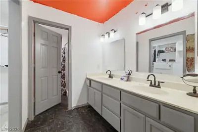 1460 Red Rock Drive, Pahrump, NV 89048 Primary Bathroom