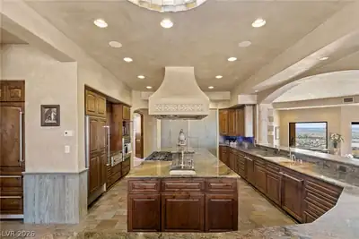 1139 Brown Hill Court, Henderson, NV 89011 Kitchen