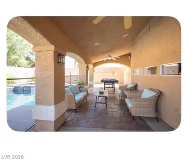 9594 Summer Cypress Street Patio