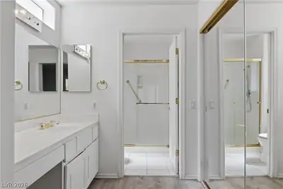 9917 Woodhouse Drive, Las Vegas, NV 89134 Primary Bathroom