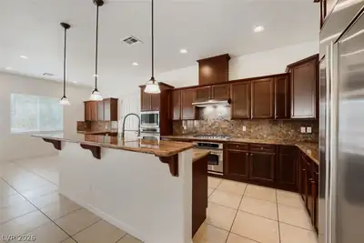 5533 Sumac Ridge Court, Las Vegas, NV 89149 Kitchen