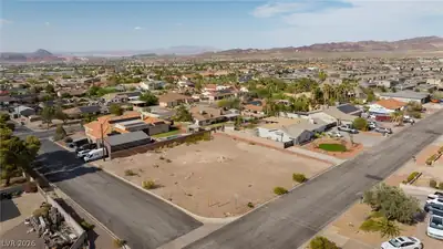 350 East Kimberly Drive, Henderson