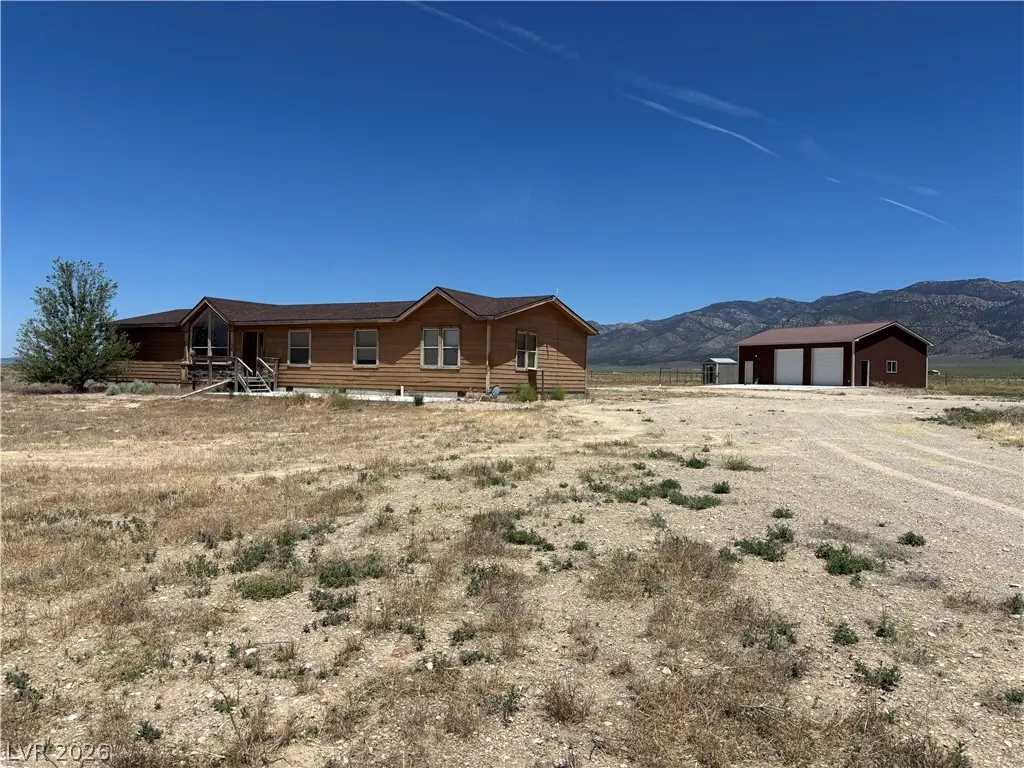 910 North Sawblade Circle