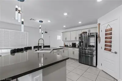 4915 Chidlaw Avenue 3 Kitchen