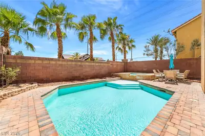 6877 Philharmonic Avenue, Las Vegas, NV 89139 Pool
