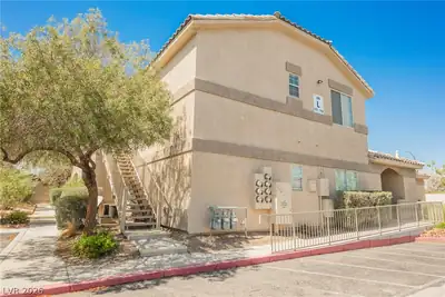 1401 North Michael Way 118, Las Vegas