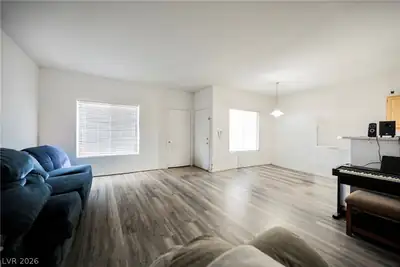 1401 North Michael Way 118 Living Room