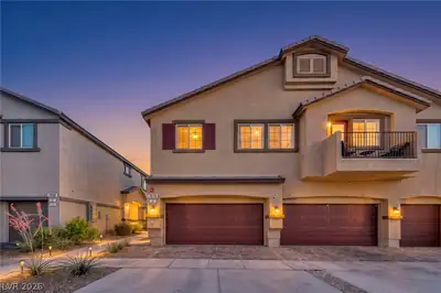 7870 Aurora Sky Street 3, North Las Vegas
