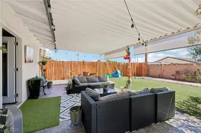 1528 Saylor Way Patio