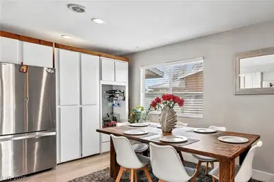 1528 Saylor Way Dining Area