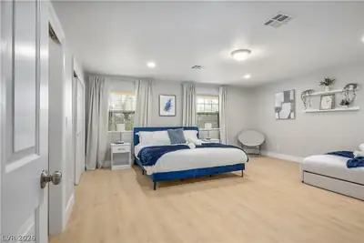6990 West Richmar Avenue Bedroom