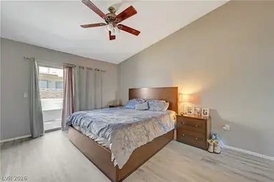 2050 North Los Feliz Street 183 Bedroom